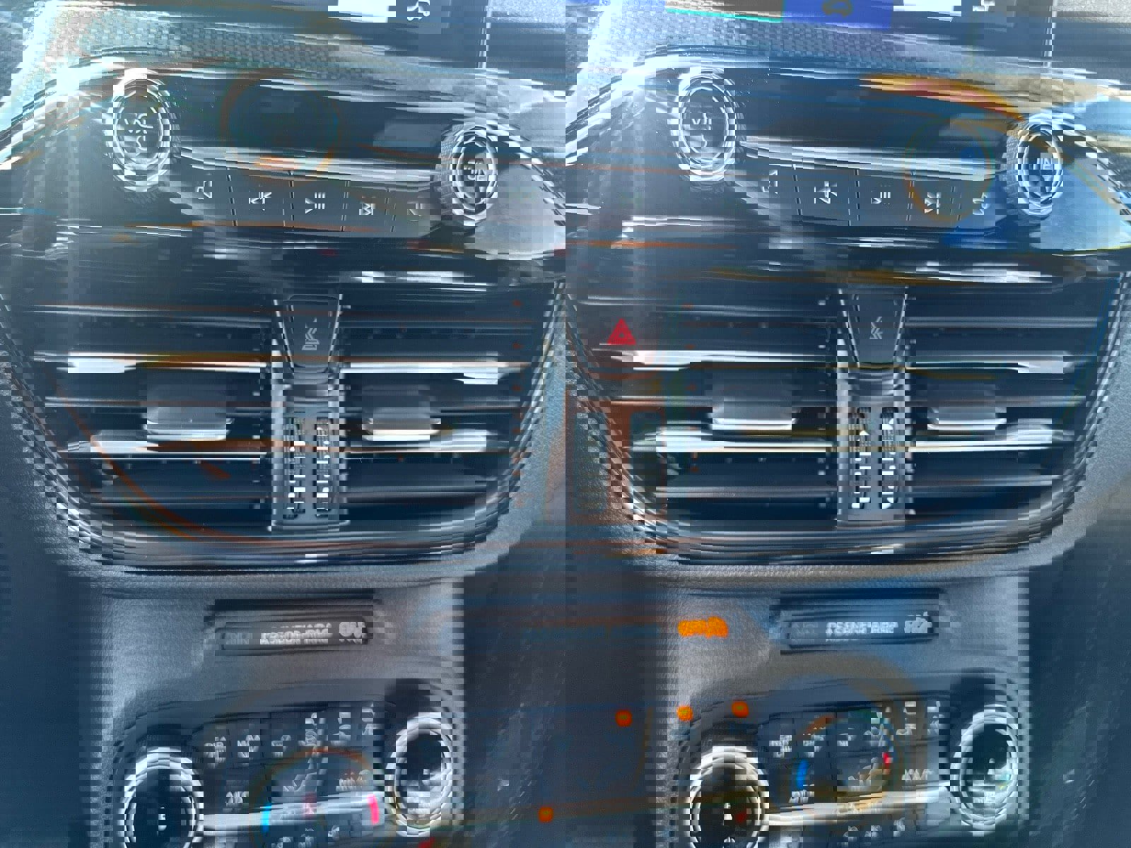 Used 2025 Ford Escape ST-Line Select image 27