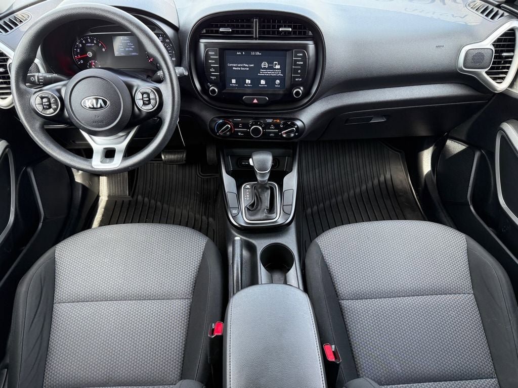 Used 2020 Kia Soul LX FWD image 15