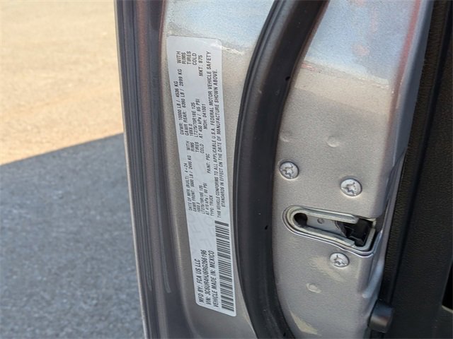 Used 2024 RAM 2500 Tradesman w/ Chrome Appearance Group image 39