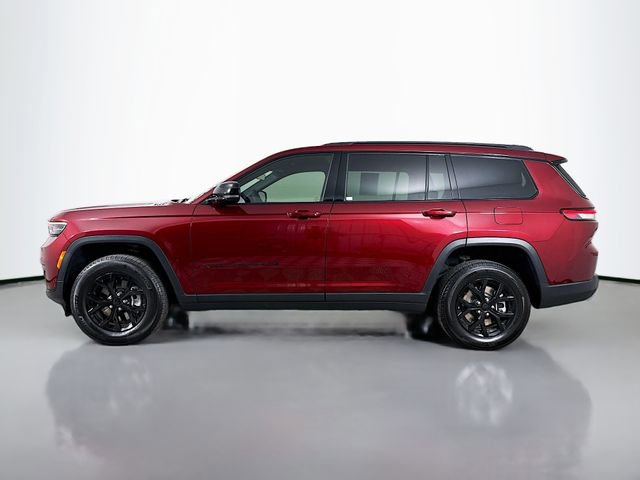 Used 2025 Jeep Grand Cherokee L Altitude image 4