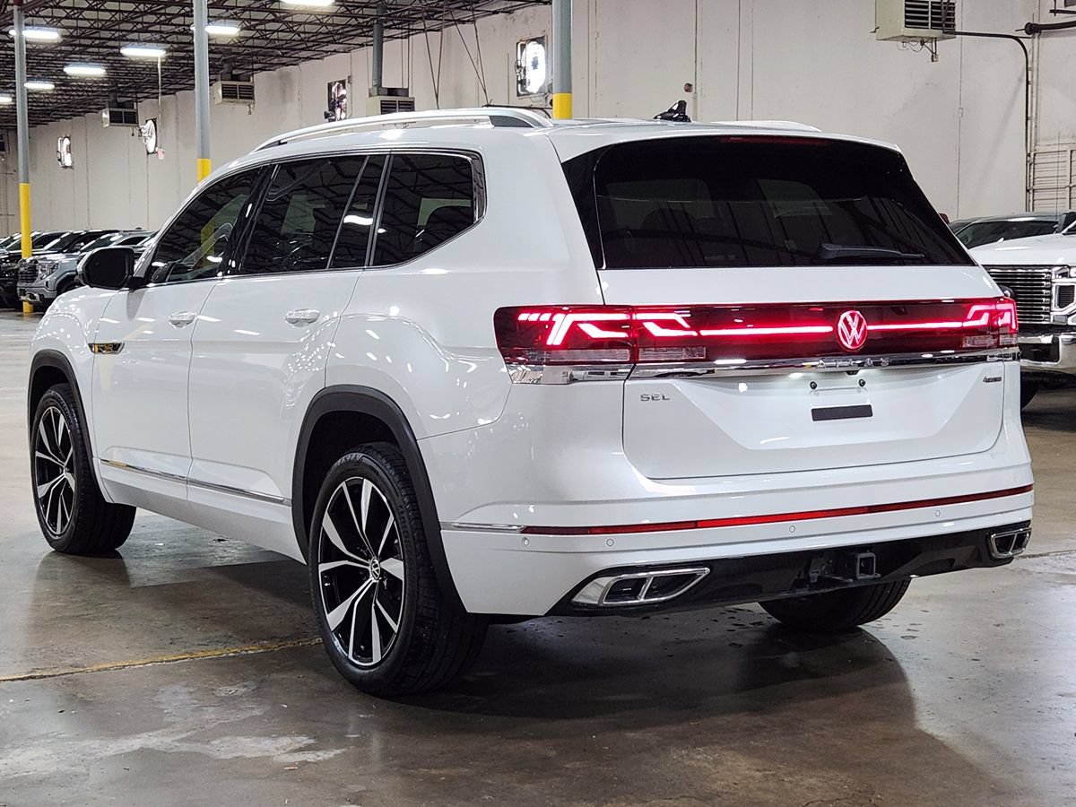 Used 2025 Volkswagen Atlas SEL Premium R-Line AWD/4WD image 11