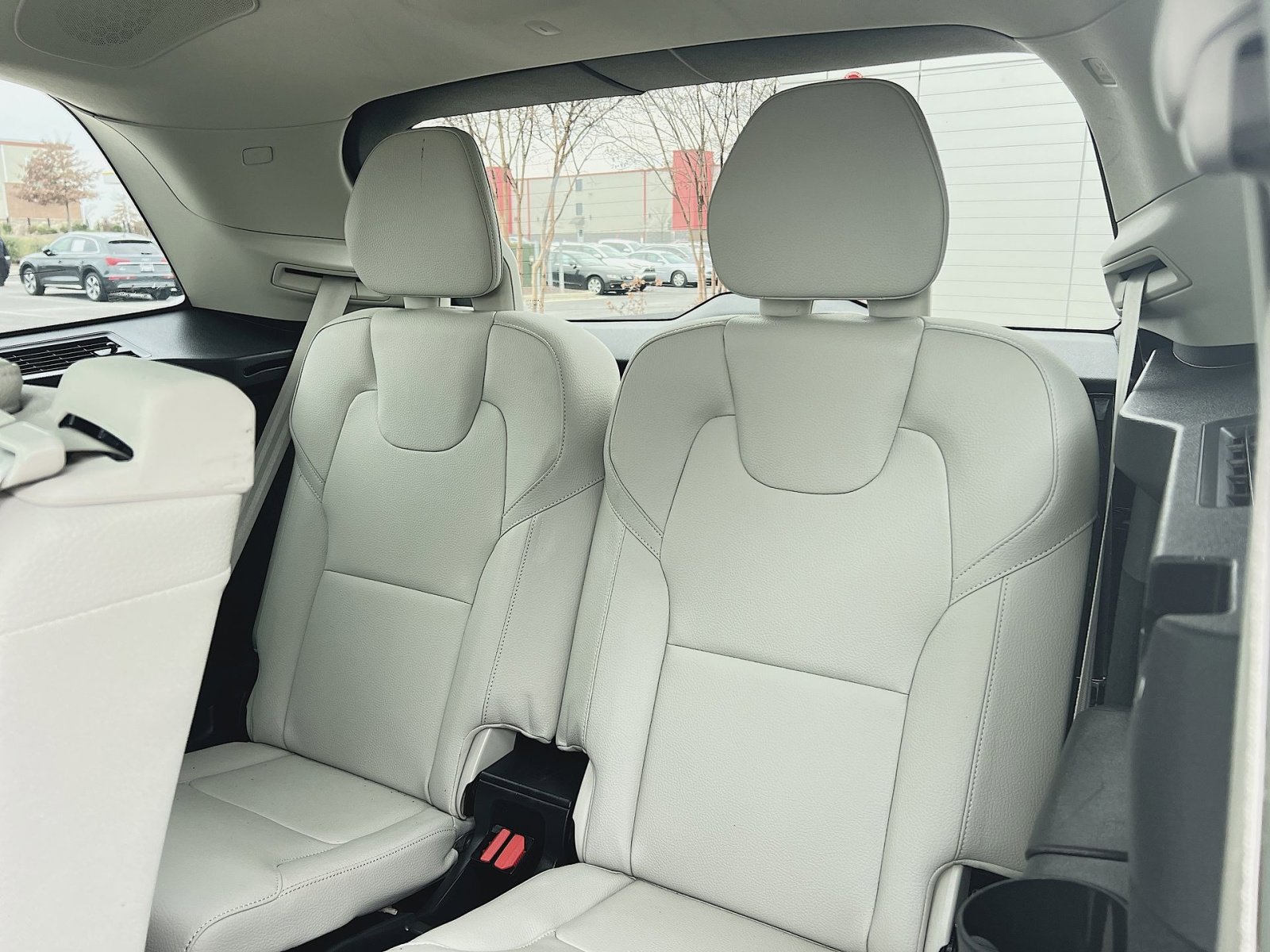 Used 2023 Volvo XC90 B5 Plus w/ Protection Package image 26