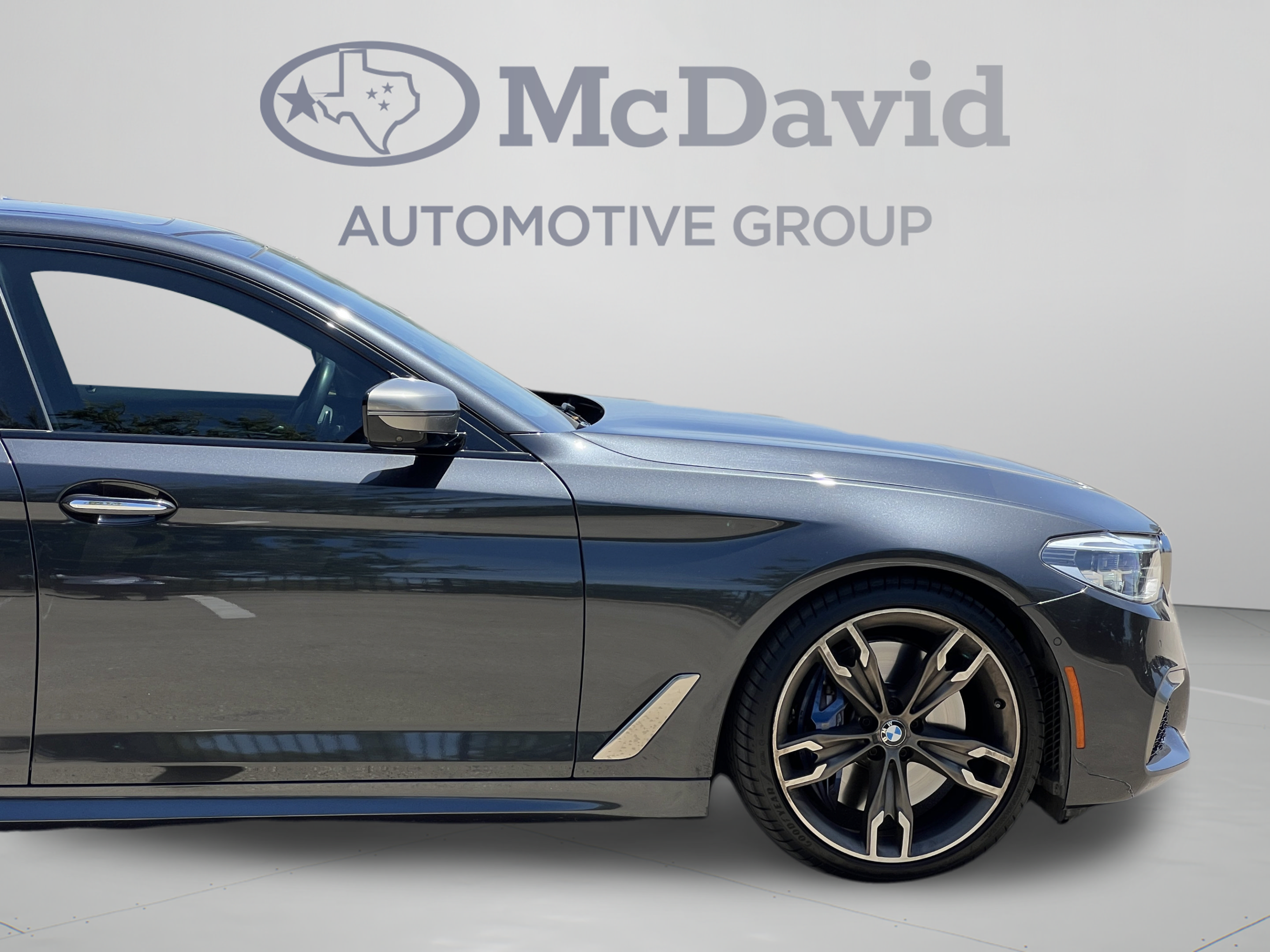 Used 2018 BMW M550i xDrive w/ Dynamic Handling Package AWD/4WD image 35