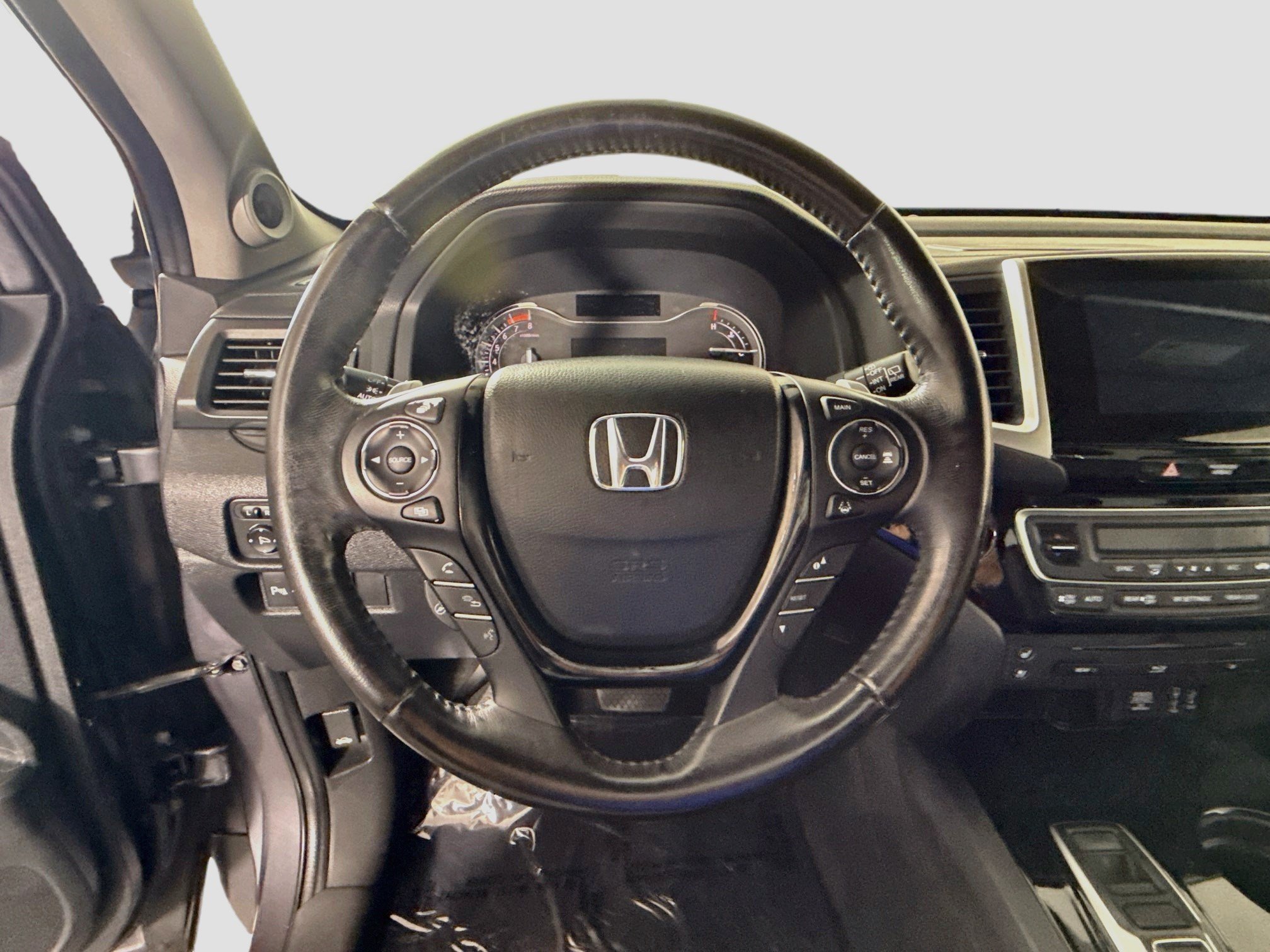 Used 2018 Honda Pilot Elite image 13