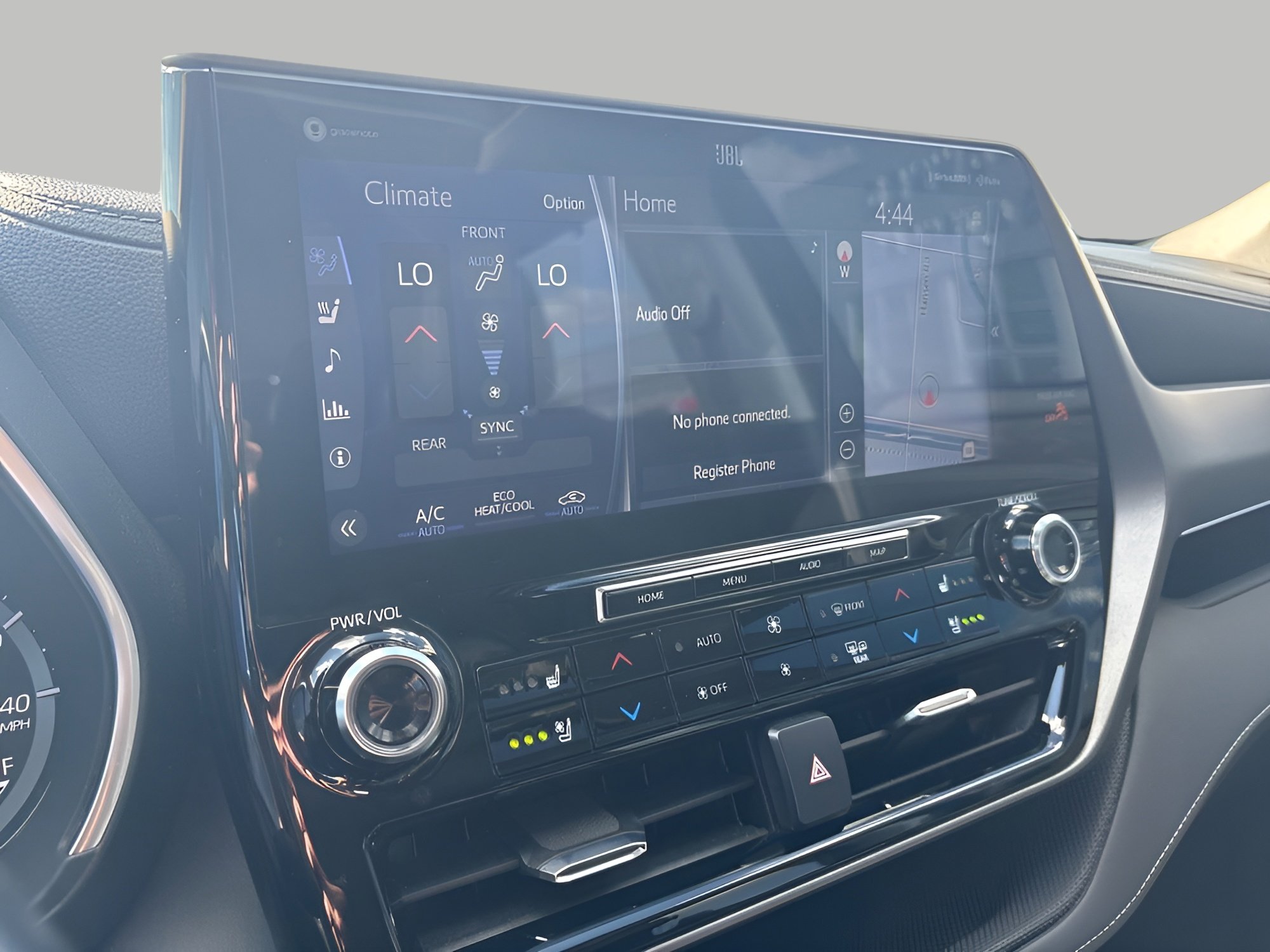 Used 2020 Toyota Highlander Limited AWD/4WD image 19
