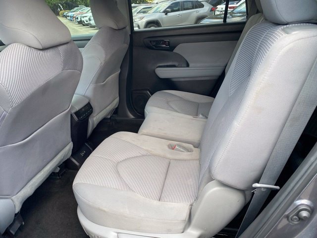 Used 2023 Toyota Highlander L AWD/4WD image 24
