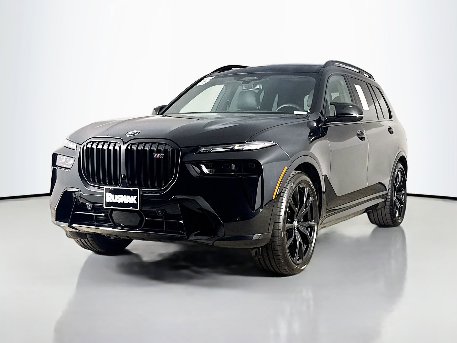 Used 2025 BMW X7 M60i image 3