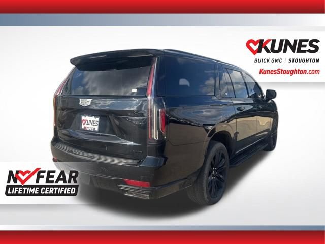 Used 2023 Cadillac Escalade ESV Sport image 11