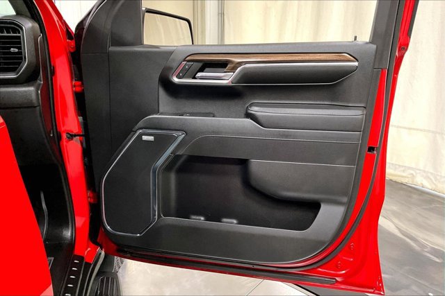 Used 2023 Chevrolet Silverado 1500 RST w/ Convenience Package II AWD/4WD image 24