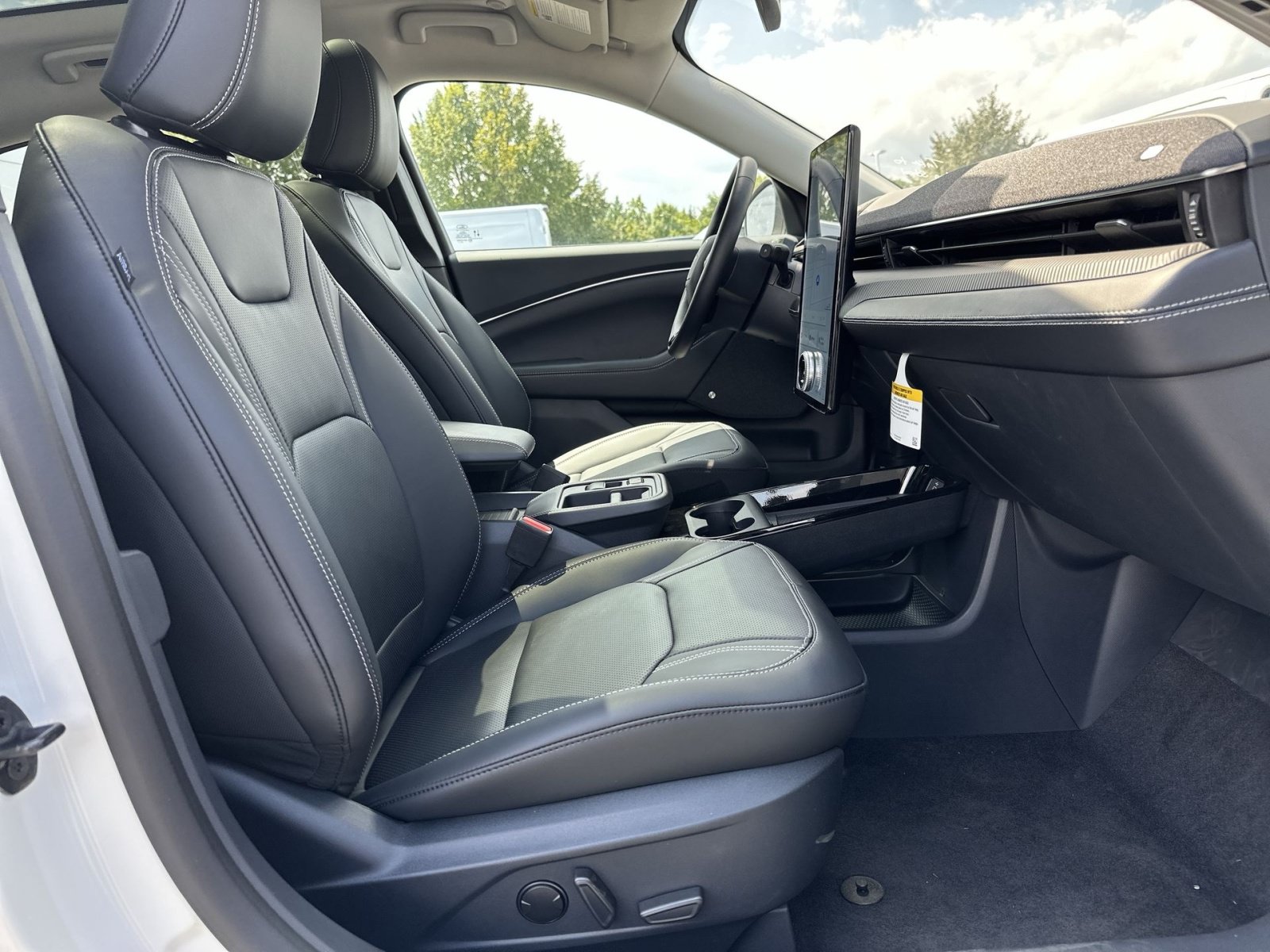 New 2026 Ford Mustang Mach-E Premium AWD/4WD image 28