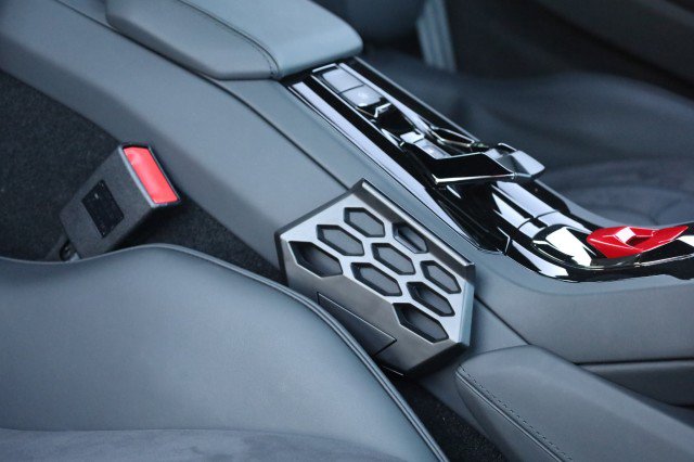 Used 2023 Lamborghini Huracan Tecnica RWD image 52