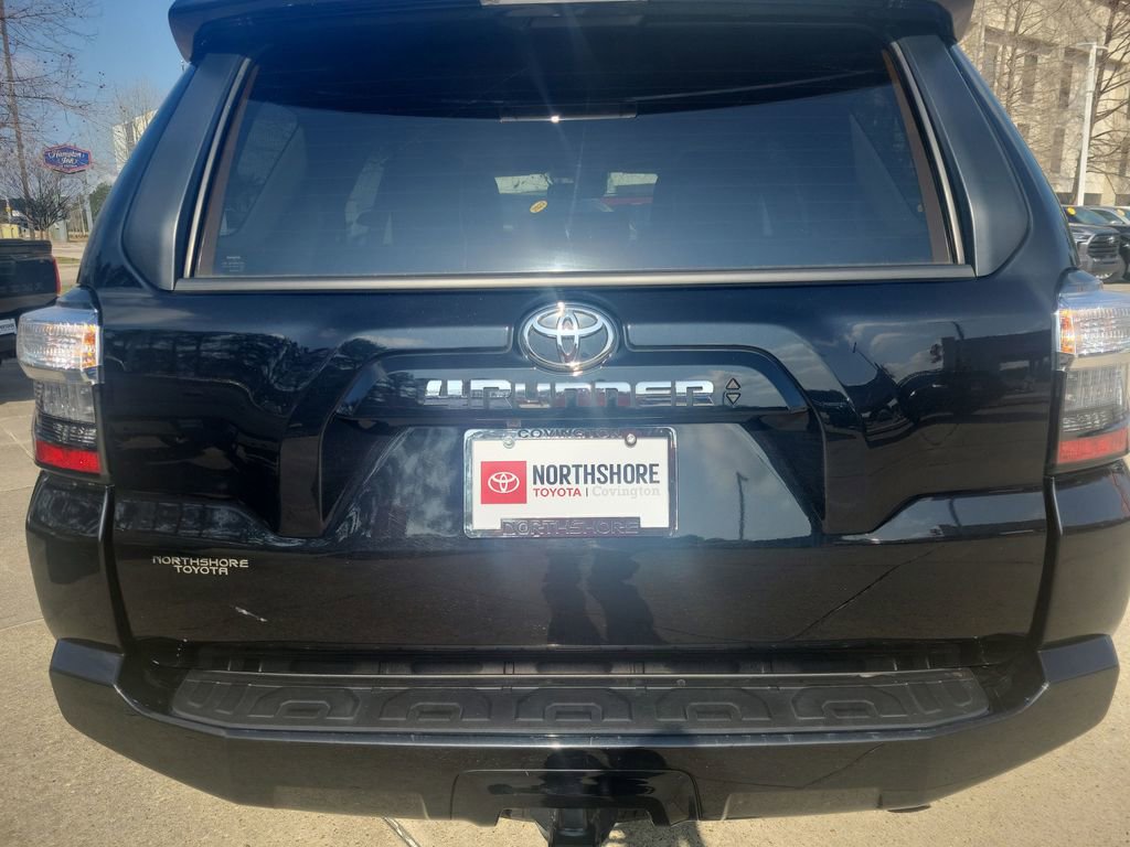 Certified 2023 Toyota 4Runner SR5 Premium w/ Moonroof Package image 4