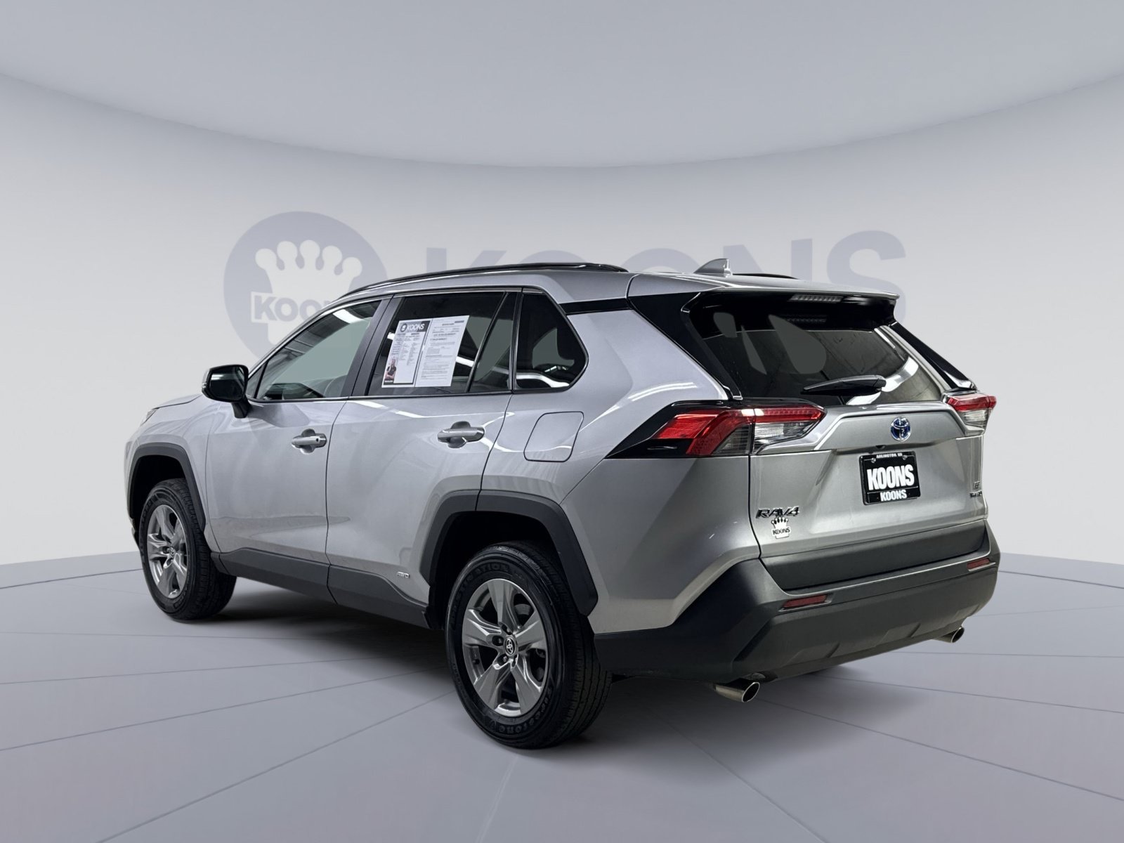 Used 2024 Toyota RAV4 LE AWD/4WD image 18