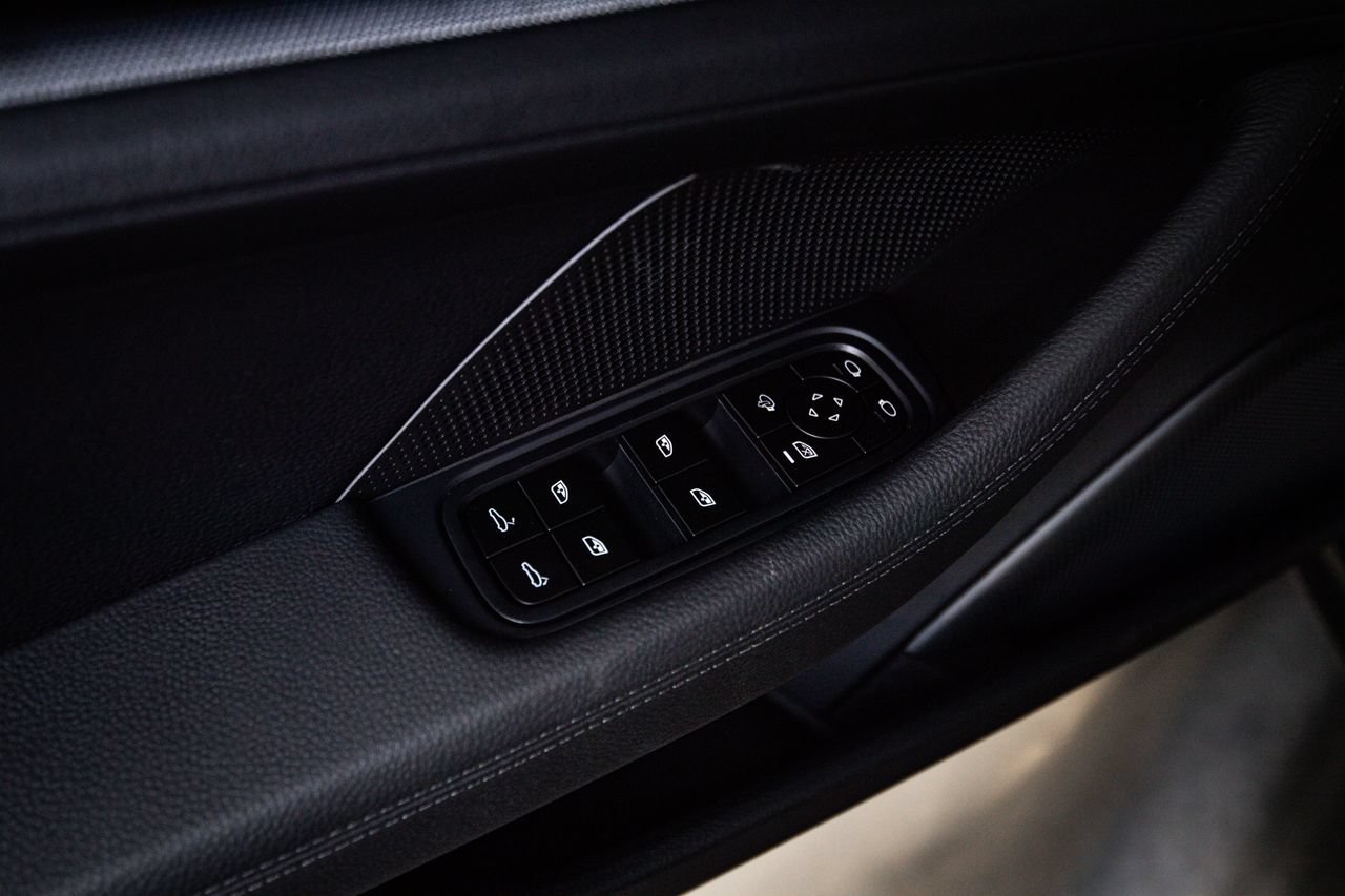 New 2026 Porsche Panamera 4 AWD/4WD image 23