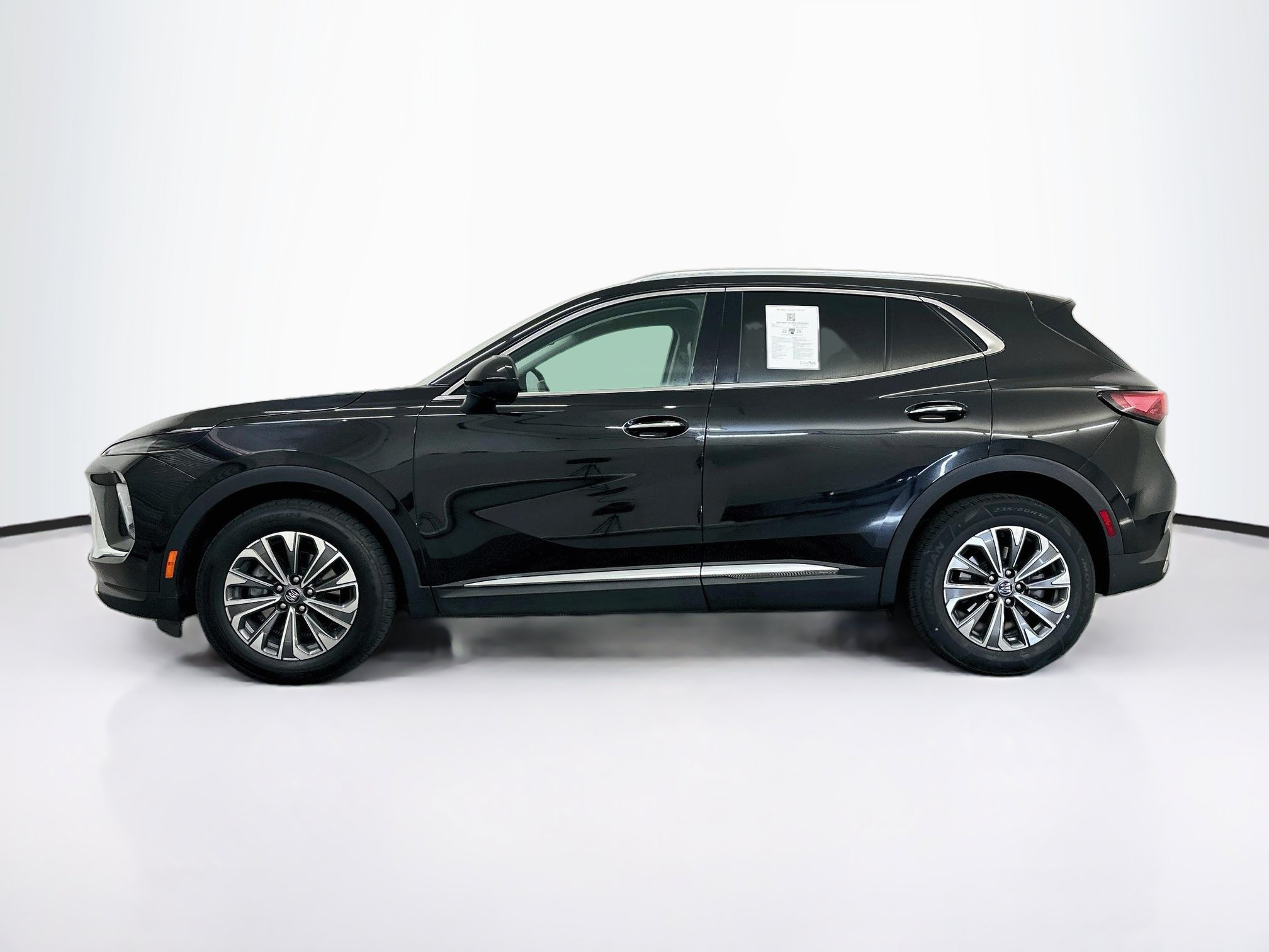 Used 2024 Buick Envision Preferred AWD/4WD image 4