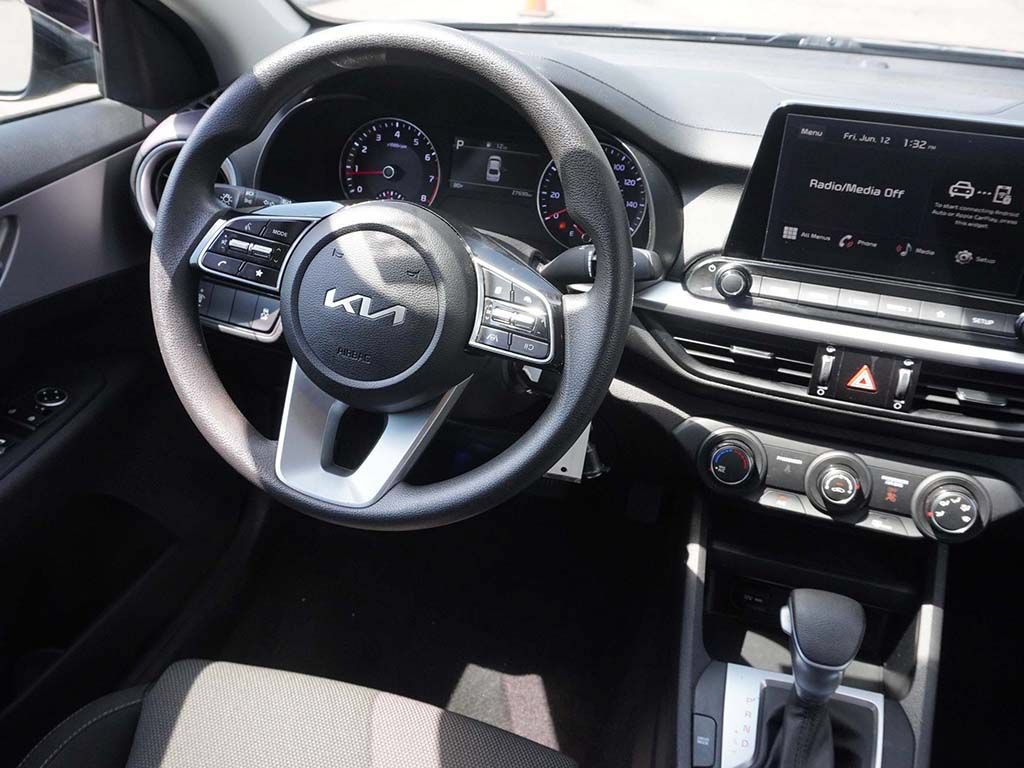 Used 2023 Kia Forte LXS FWD image 22