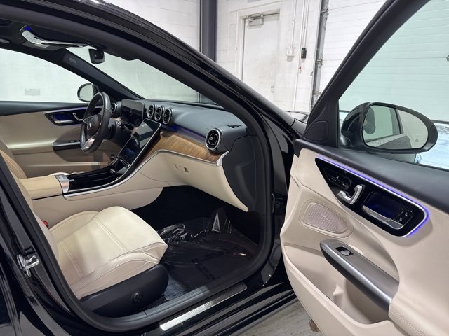 Used 2023 Mercedes-Benz C 300 4MATIC Sedan image 30
