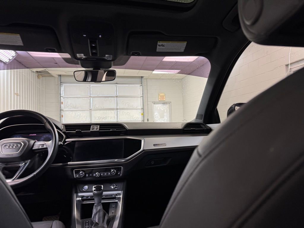 Used 2020 Audi Q3 2.0T Premium w/ Convenience Package image 23