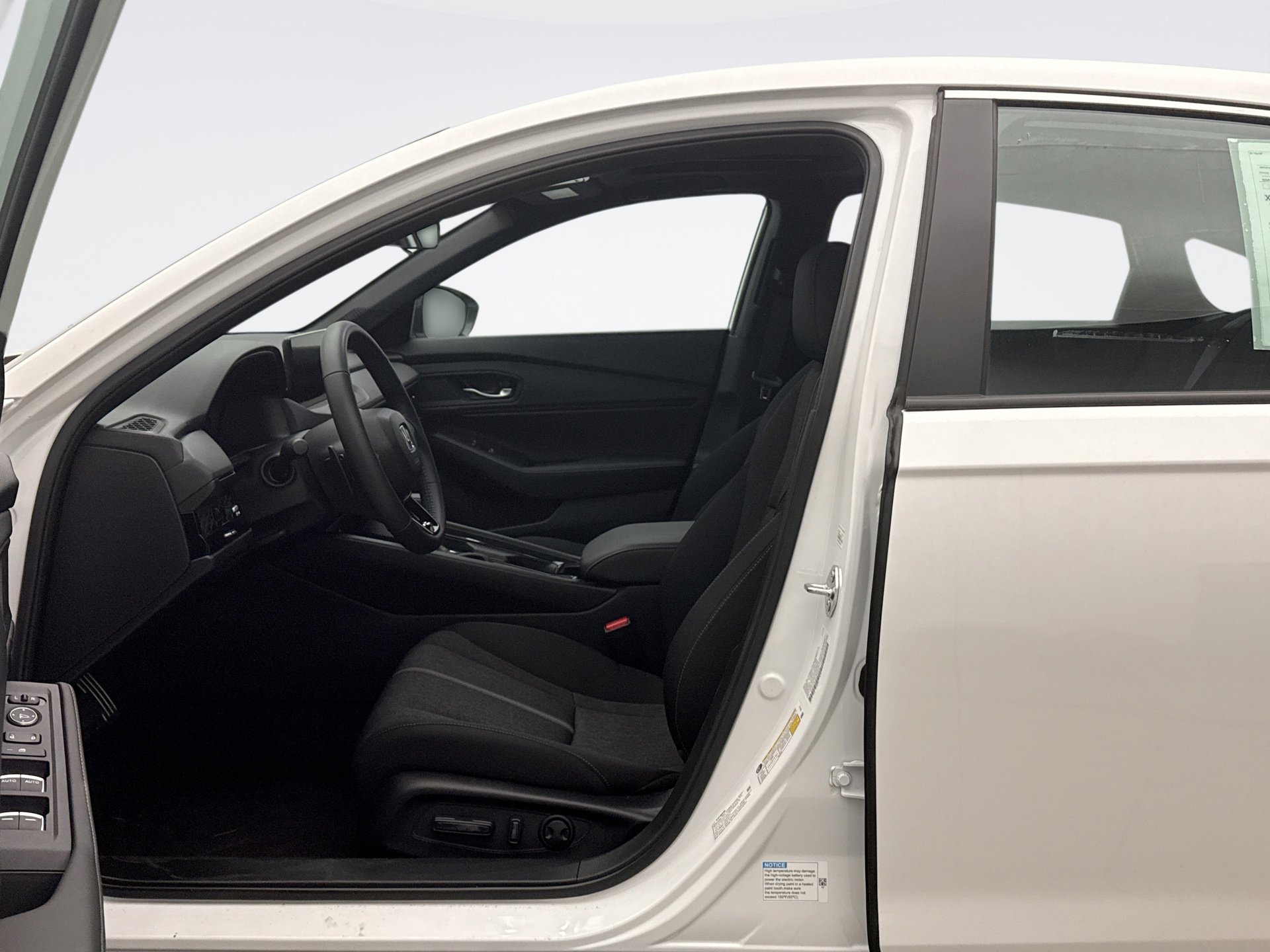 Used 2025 Honda Accord Sport image 8