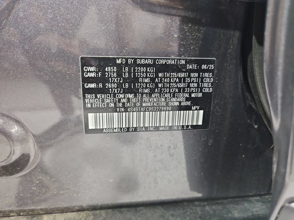 Used 2025 Subaru Outback Premium AWD/4WD image 32