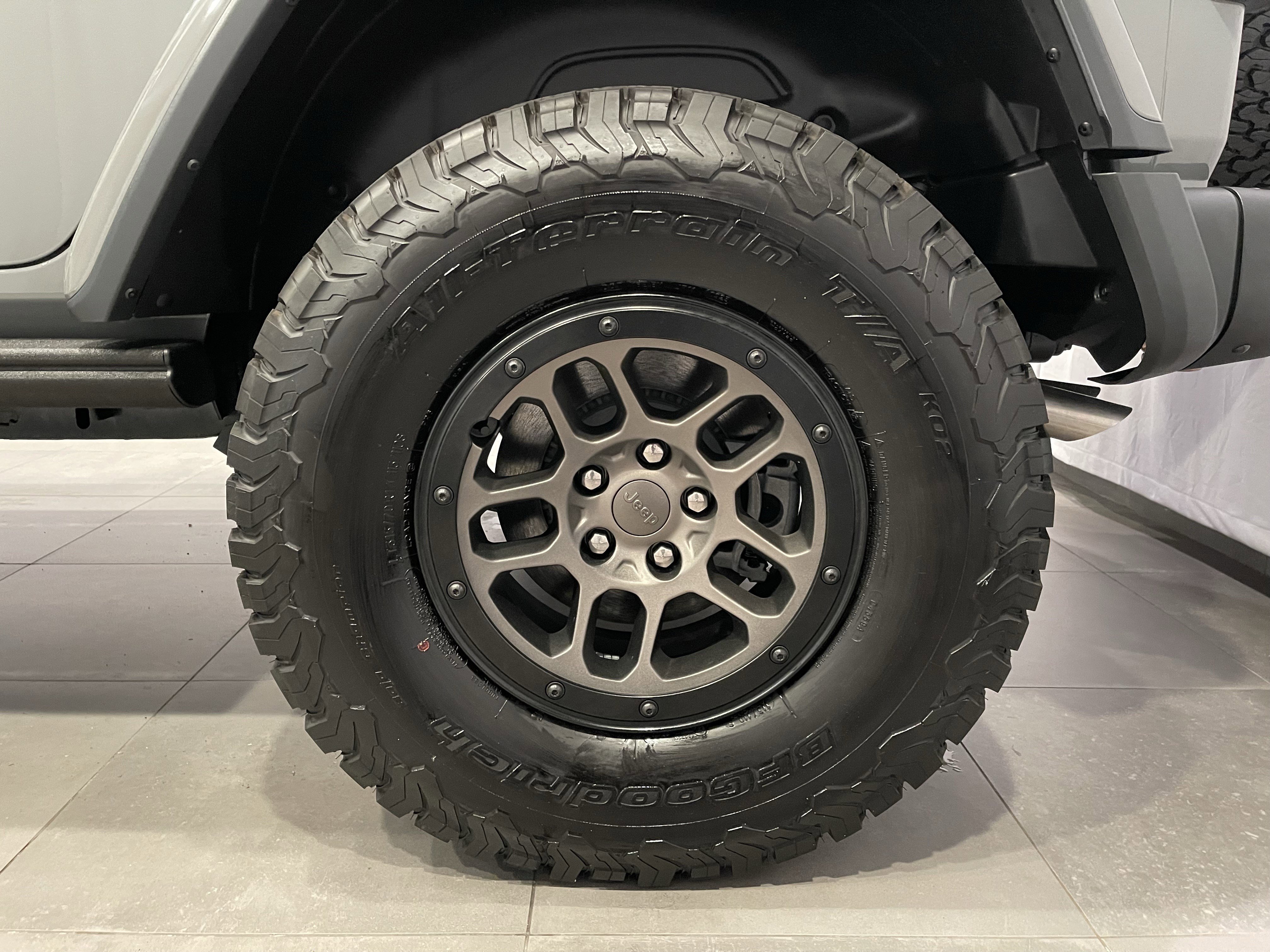 Used 2023 Jeep Wrangler Unlimited Rubicon 392 AWD/4WD image 8
