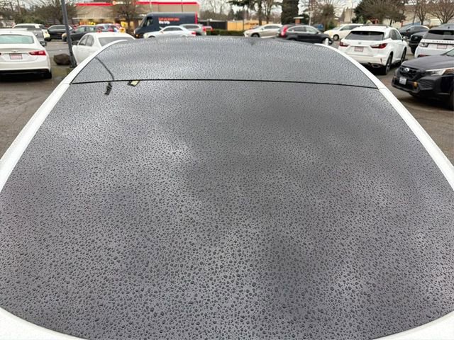 Used 2020 Tesla Model Y Long Range image 21