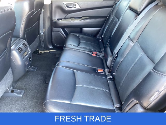 Used 2018 Nissan Pathfinder SL w/ SL Premium Package FWD image 17
