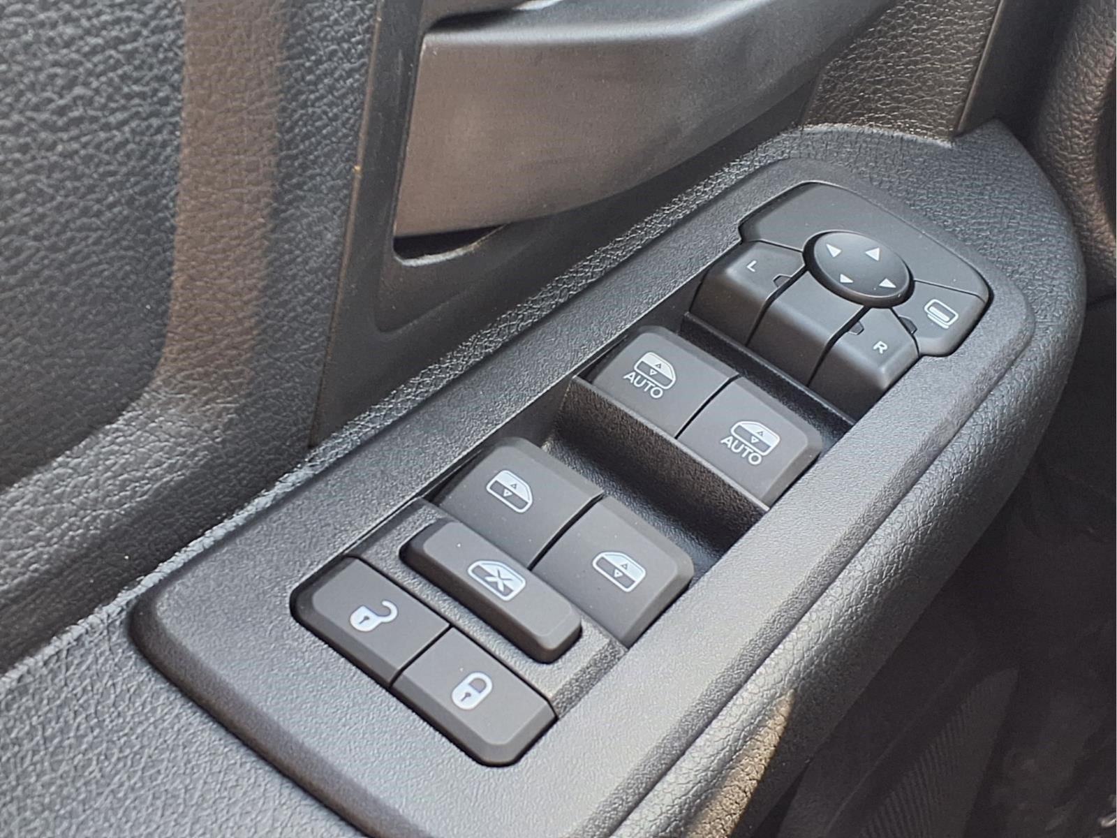 New 2026 RAM 3500 Tradesman AWD/4WD image 15
