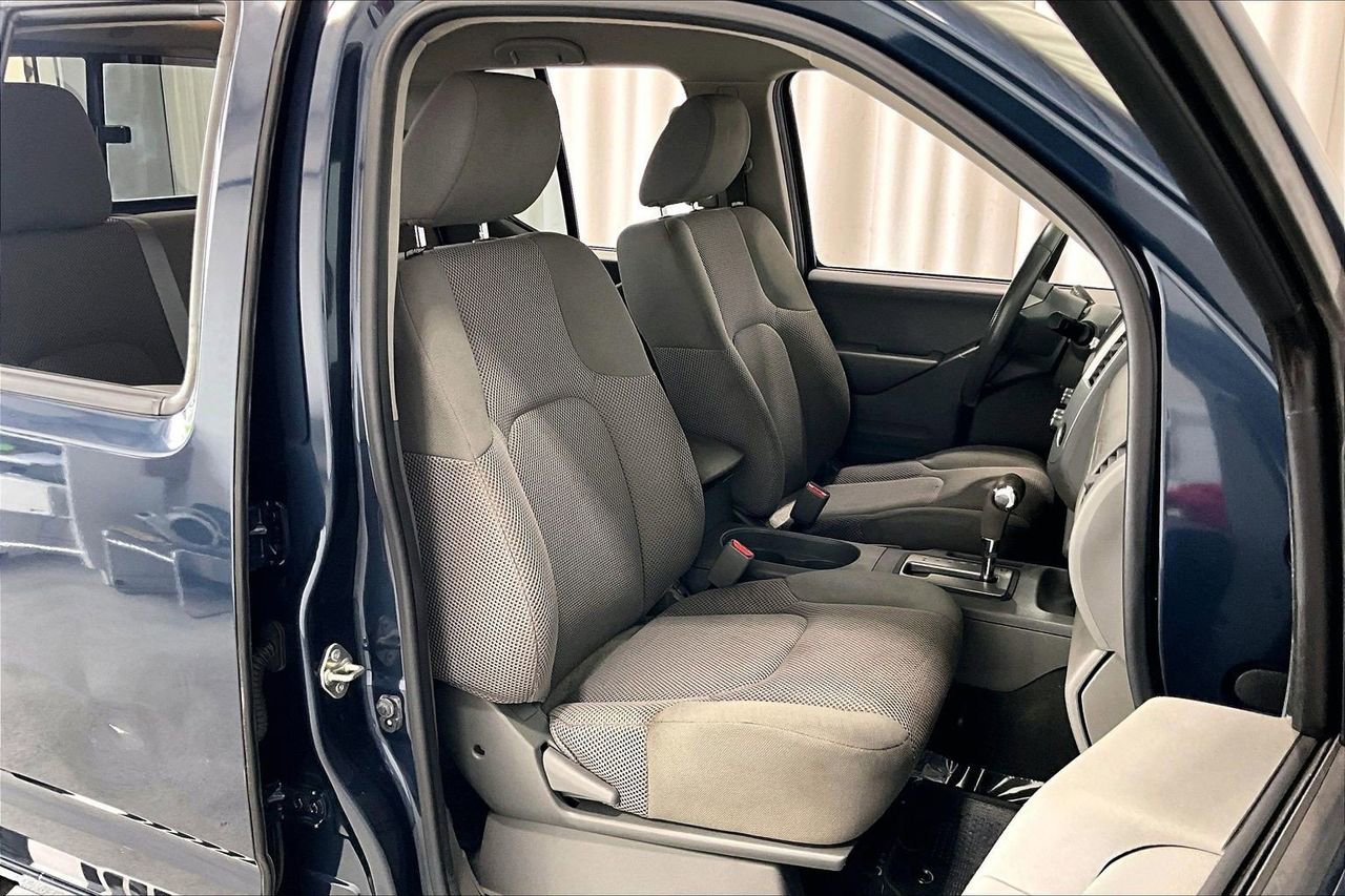 Used 2019 Nissan Frontier SV RWD image 5