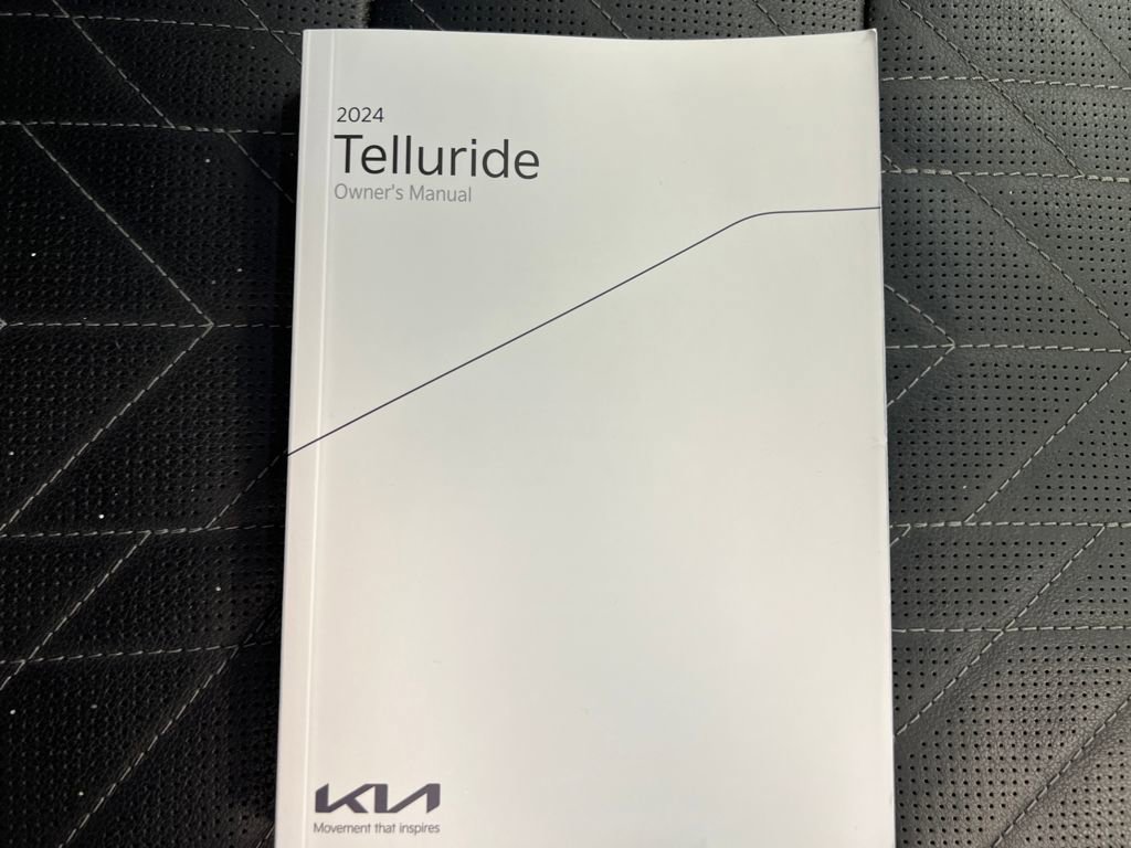 Used 2024 Kia Telluride EX X-Line image 32