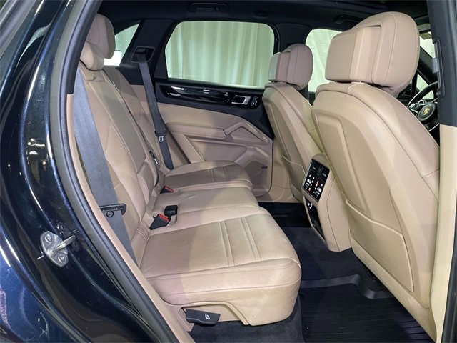 Used 2022 Porsche Cayenne Platinum Edition w/ Premium Package Plus image 22