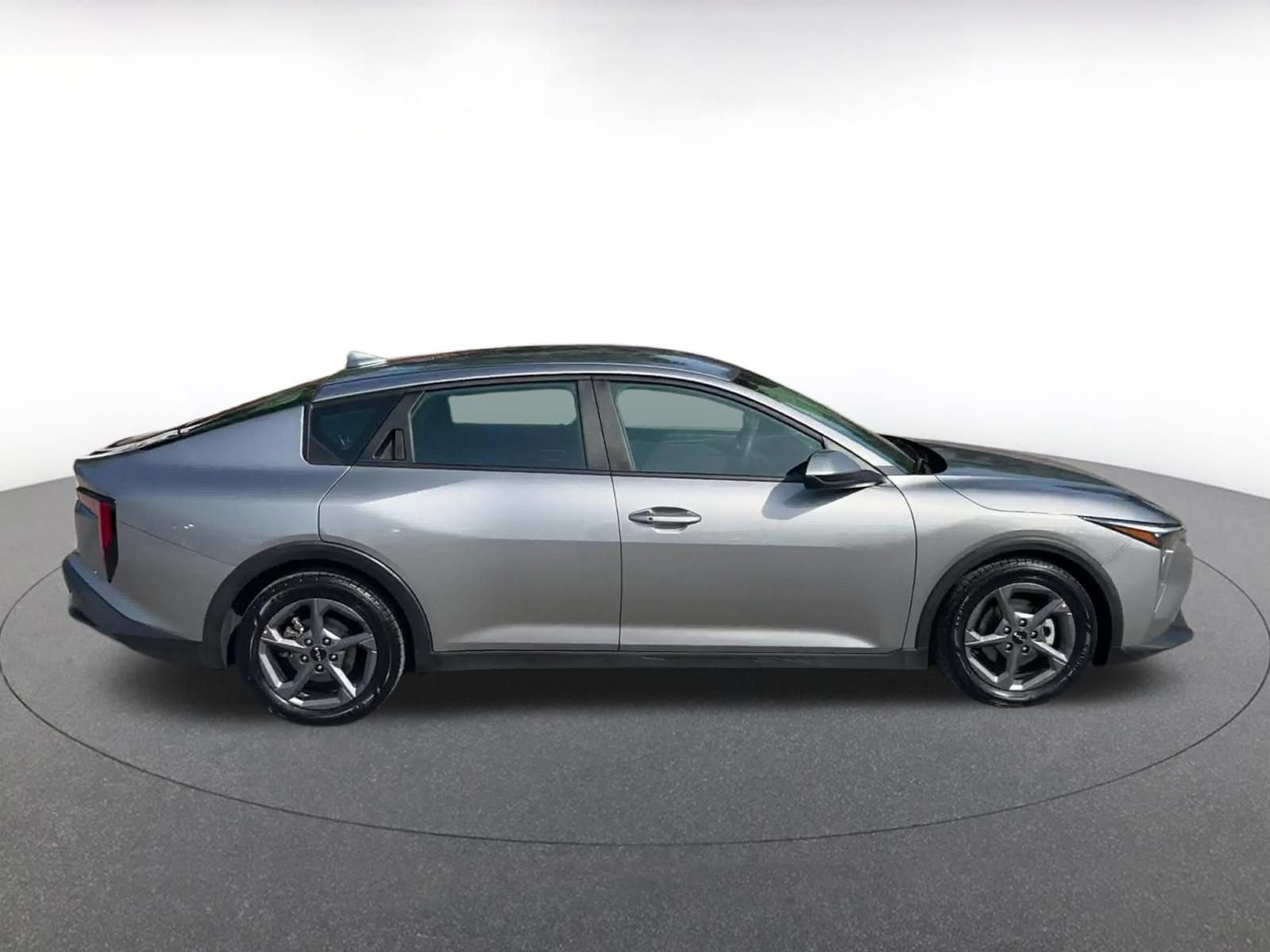 Used 2025 Kia K4 FWD image 16