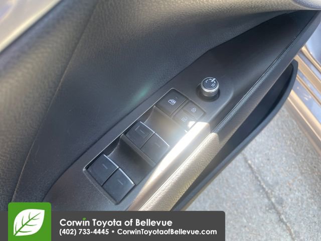 Used 2023 Toyota Camry XSE FWD image 19