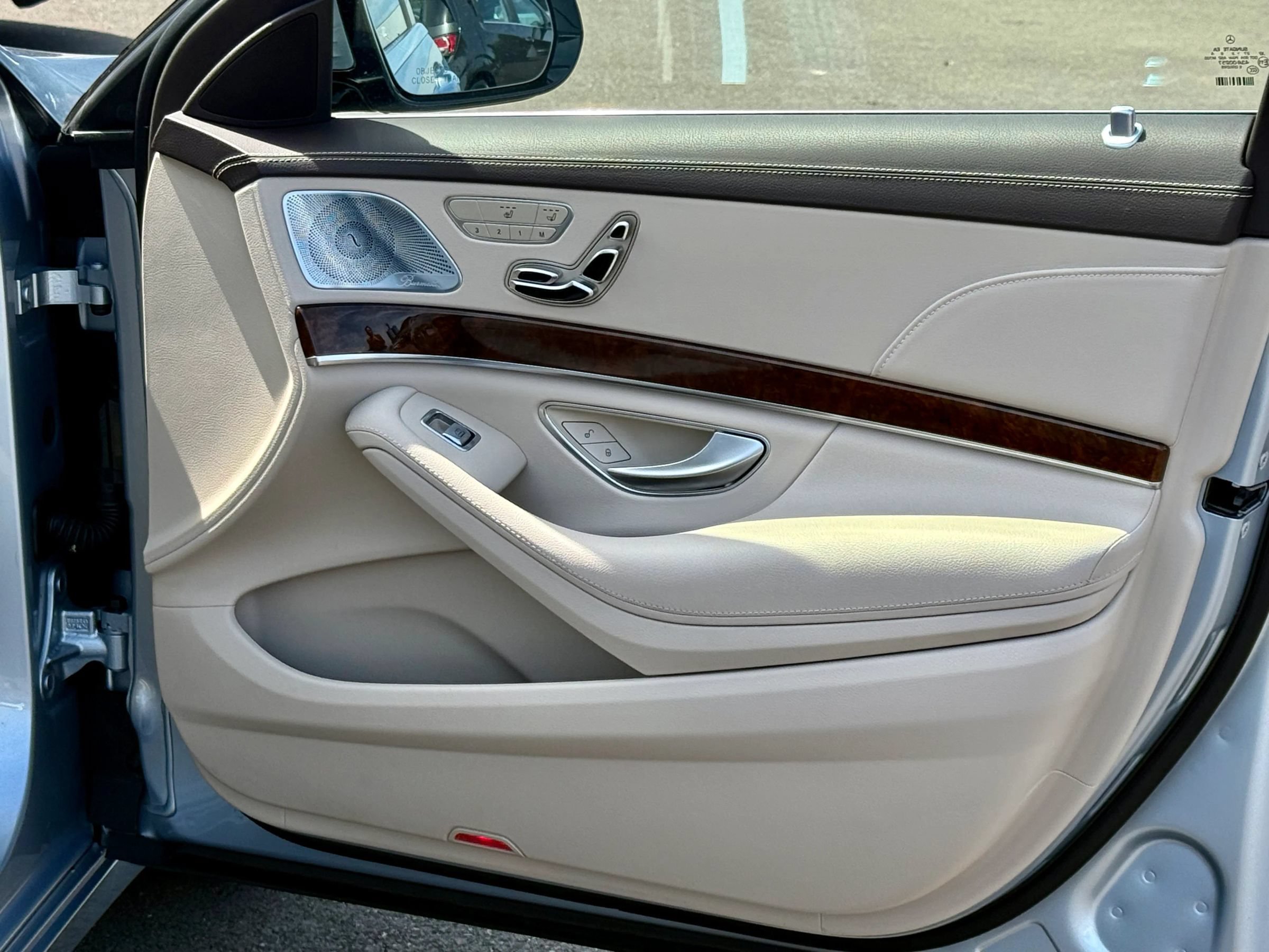 Used 2015 Mercedes-Benz S 550 4MATIC Sedan image 32