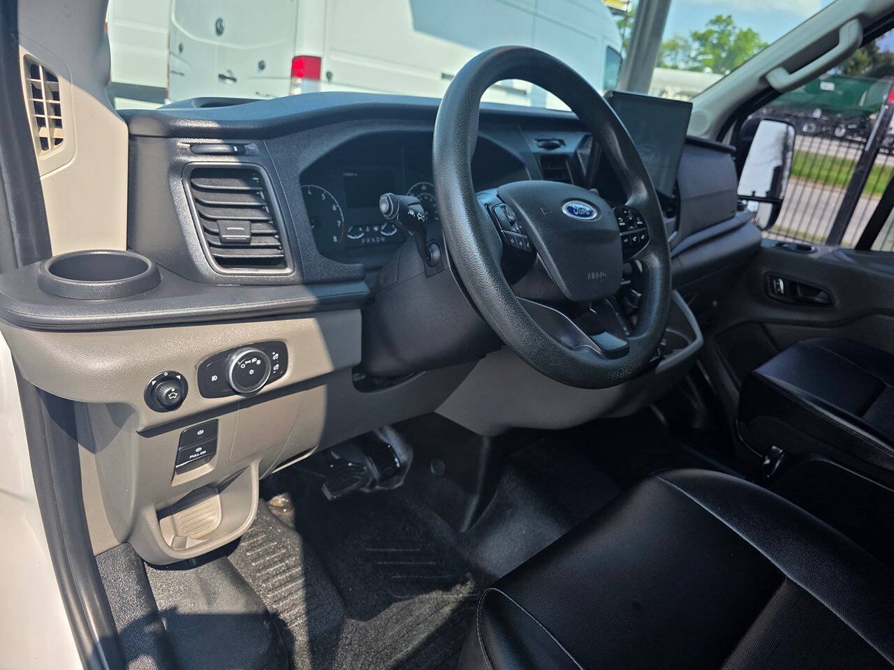 Used 2023 Ford Transit 250 Medium Roof w/ Load Area Protection Package RWD image 16