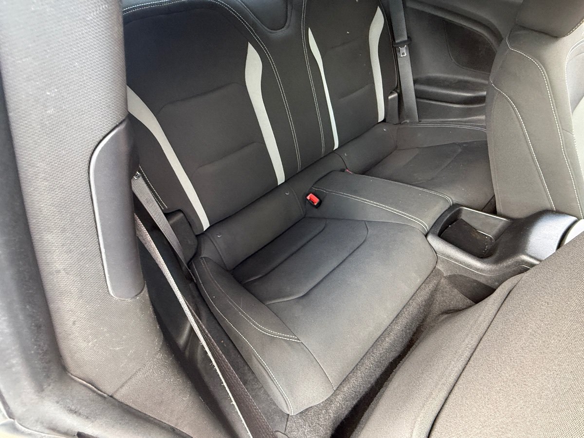 Used 2020 Chevrolet Camaro LT RWD image 15