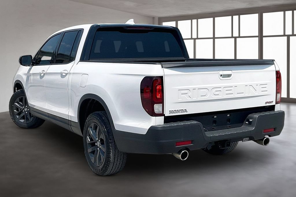 Used 2024 Honda Ridgeline Sport image 4