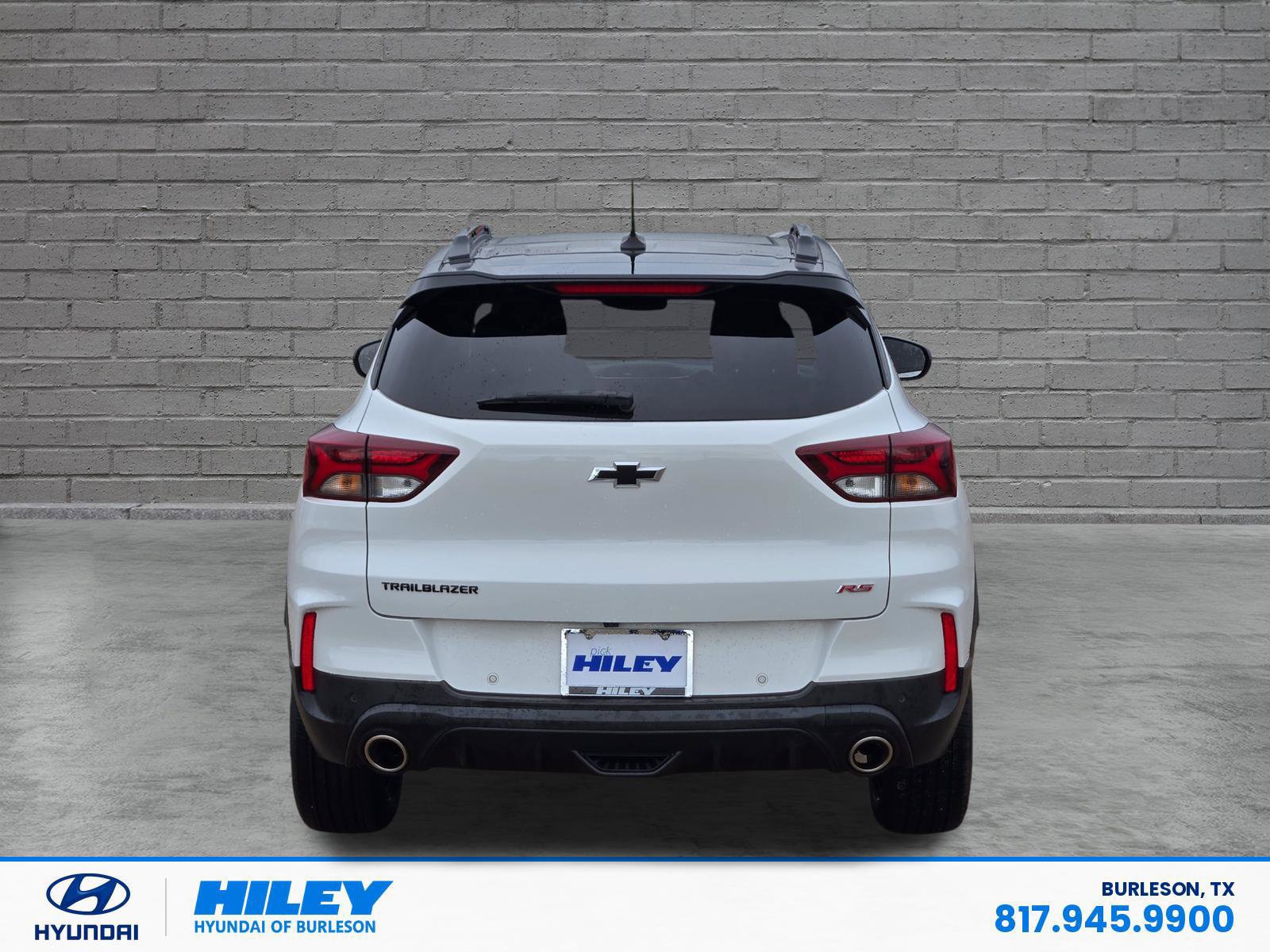 Used 2023 Chevrolet TrailBlazer RS w/ Sun and Liftgate Package FWD image 5