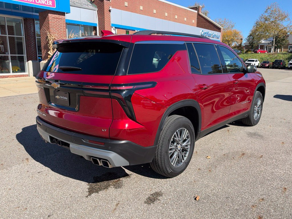 Used 2024 Chevrolet Traverse LT w/ Trailering Package AWD/4WD image 35