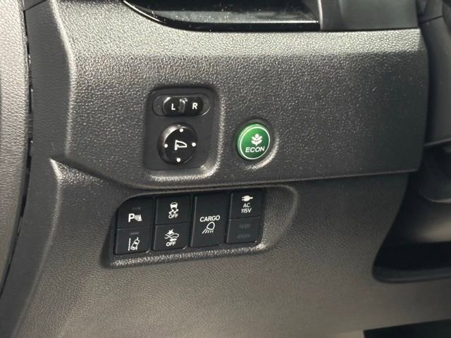 Used 2017 Honda Ridgeline Black Edition image 17