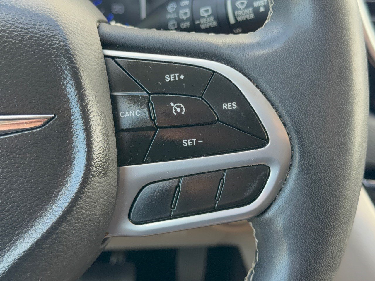 Used 2023 Chrysler Voyager LX FWD image 19