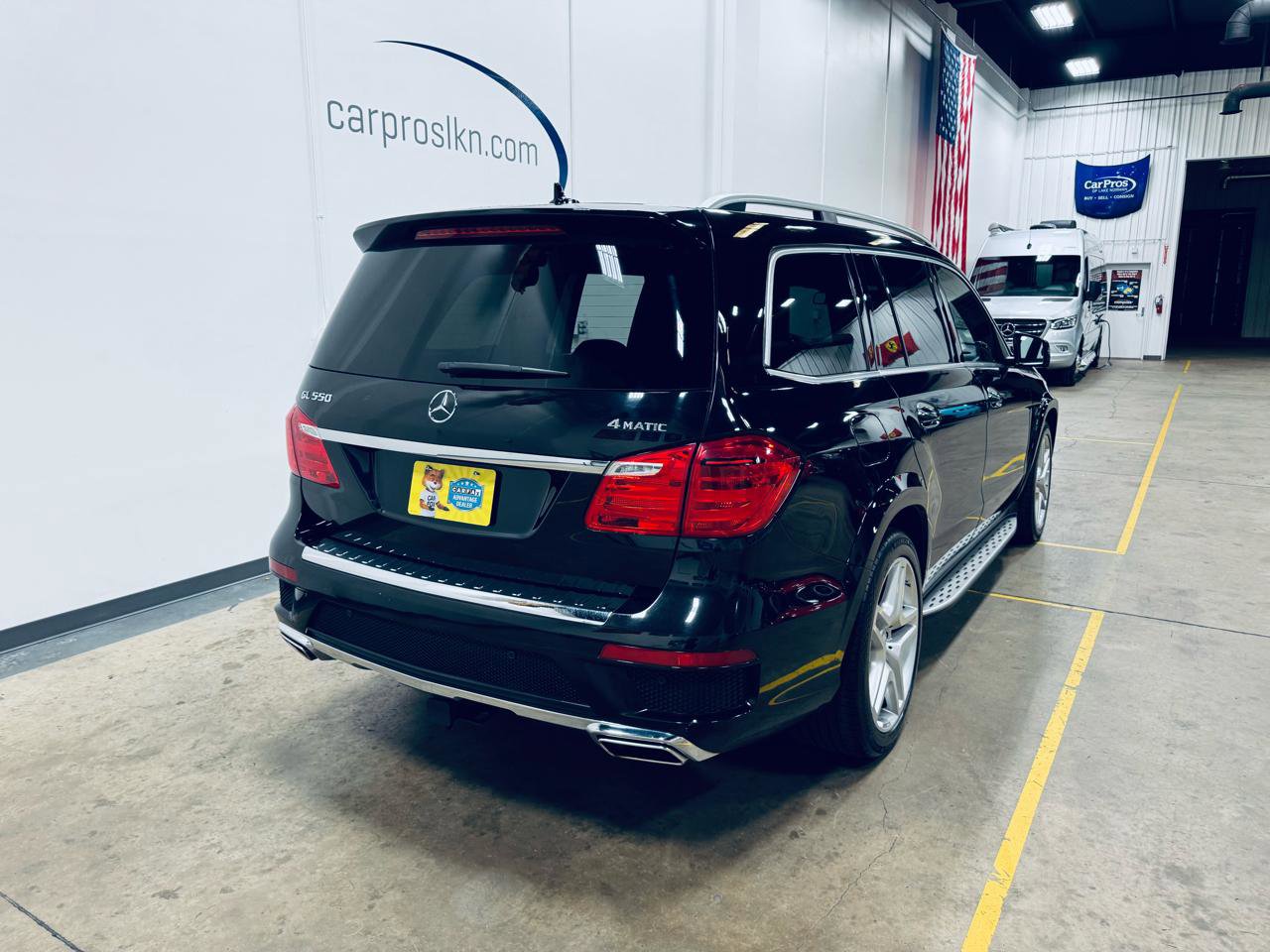Used 2014 Mercedes-Benz GL 550 4MATIC image 7