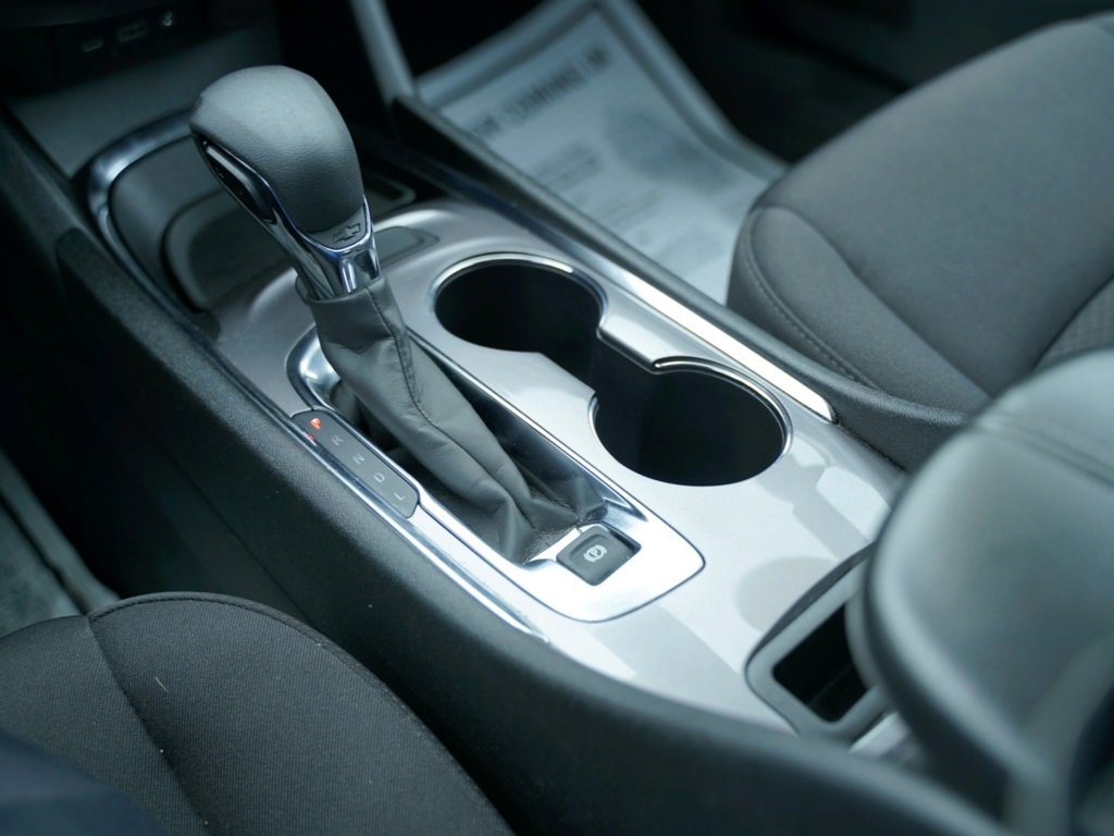 Used 2023 Chevrolet Malibu LT image 16