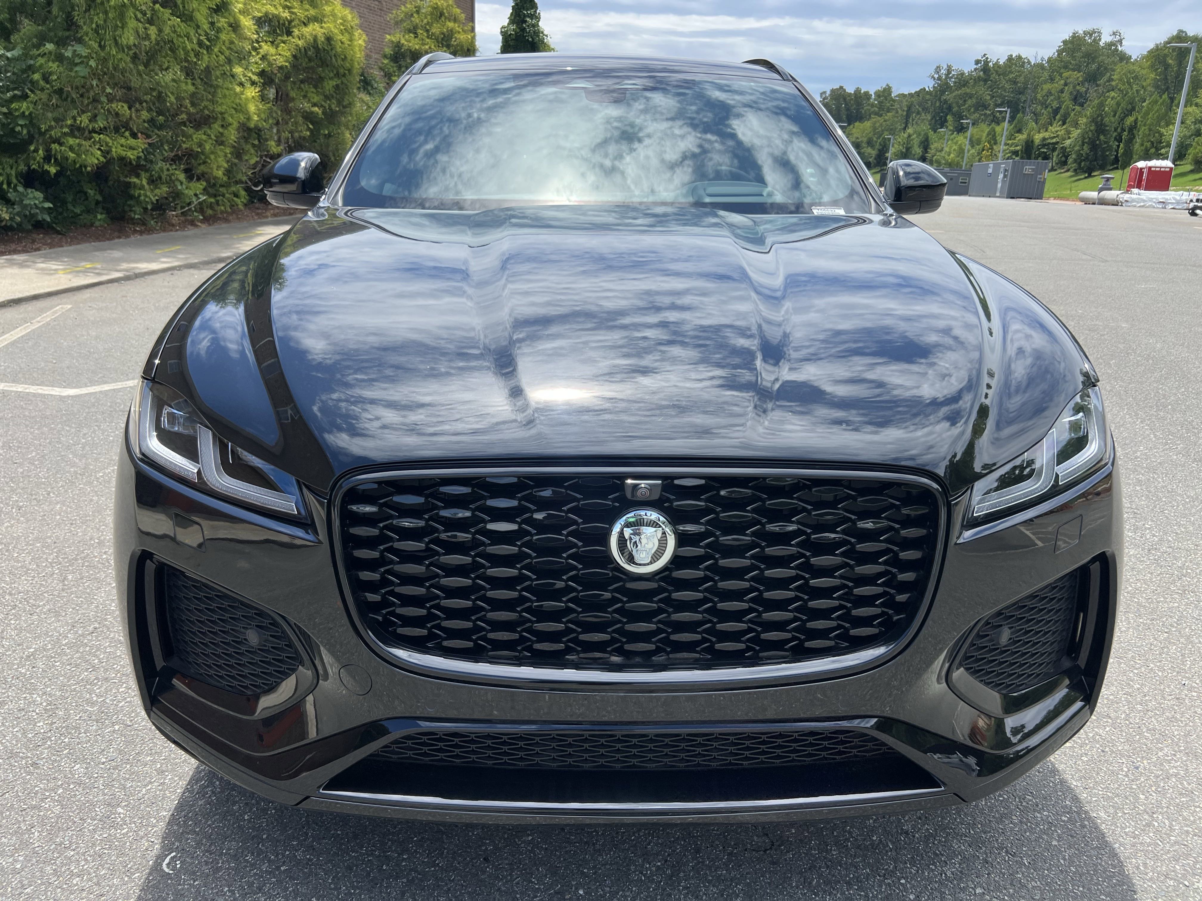 New 2026 Jaguar F-PACE R-Dynamic S image 10