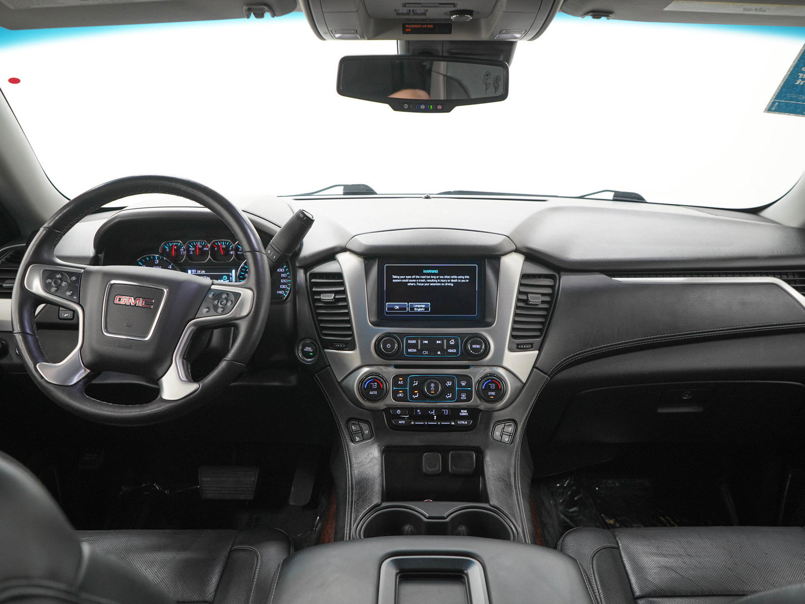 Used 2018 GMC Yukon SLT w/ Open Road Package AWD/4WD image 17