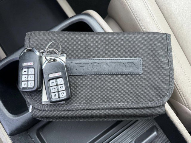 Used 2019 Honda Odyssey EX-L image 18
