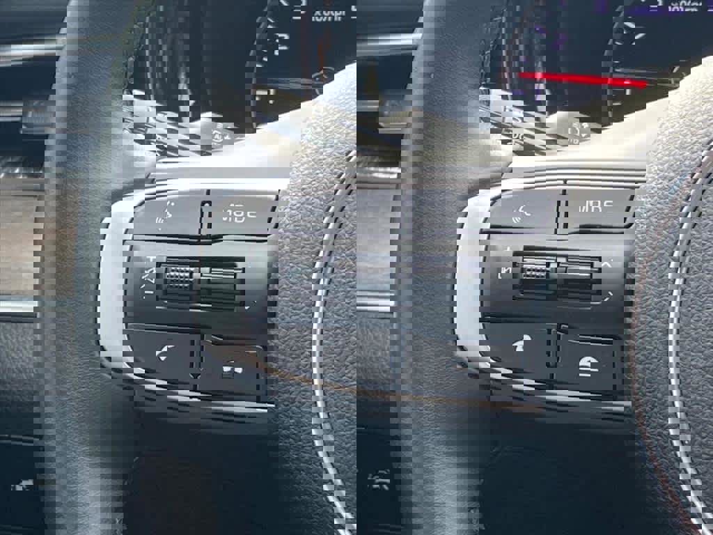 Used 2023 Kia K5 EX image 12