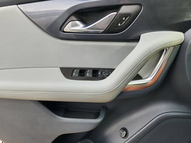 Used 2019 Chevrolet Blazer LT FWD image 24