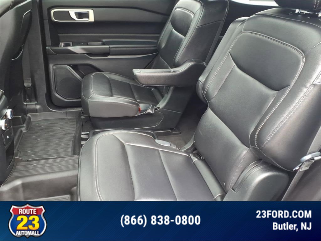 Used 2020 Ford Explorer XLT w/ Equipment Group 202A image 24