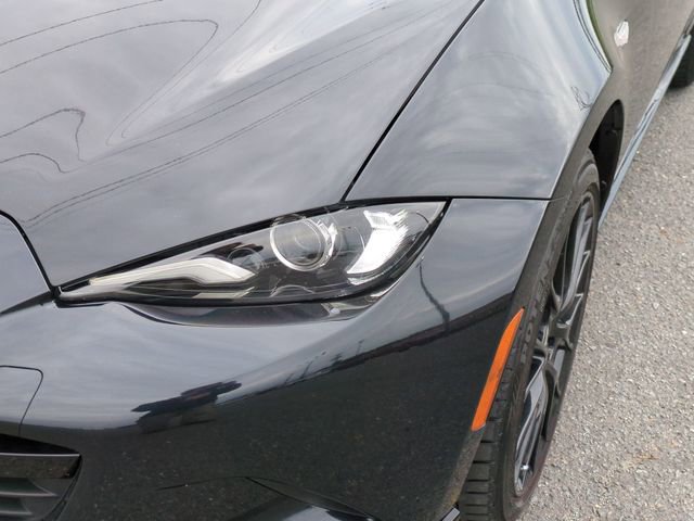 Used 2024 MAZDA MX-5 Miata Club w/ Brembo/BBS Recaro Package RWD image 9